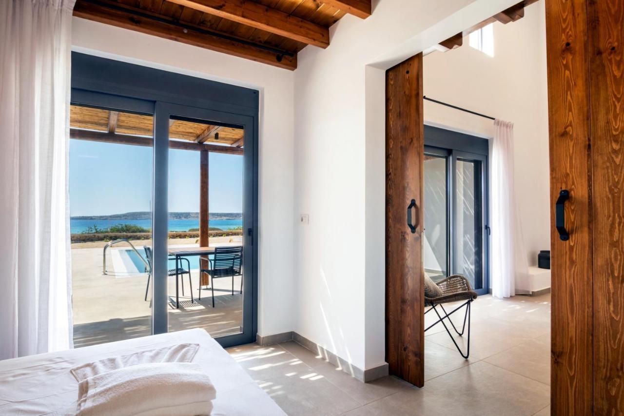 Cato Agro 4, Seafront Villa With Private Pool Afiartis Exterior foto